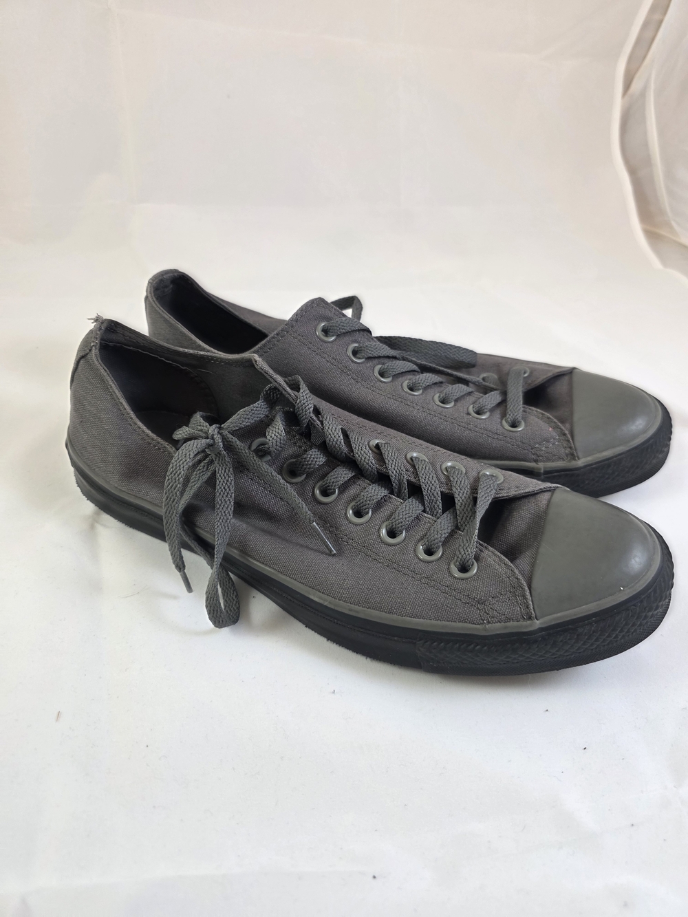 Converse All Stars Men's Low-Top Canvas Sneakers in Gray - Picture 2 of 8